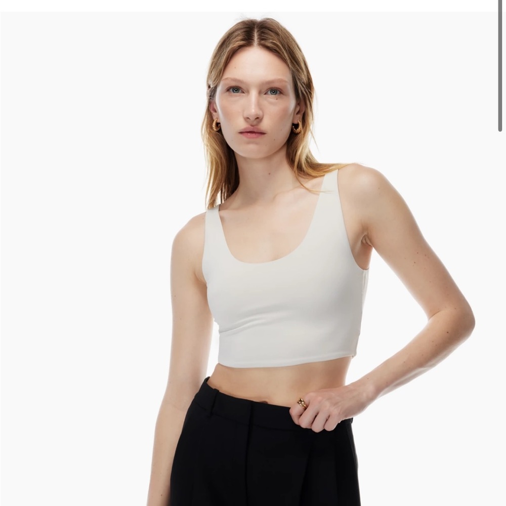 Babaton - Contour Scoopneck Tank